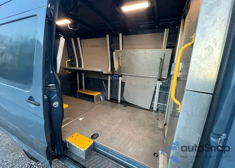 2018 Mercedes-Benz Sprinter 2500 z USA, uszkodzony, nr VIN WD3PE7CD9JP634336